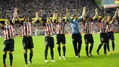 Los jugadores del Athletic celebran su pase a la final