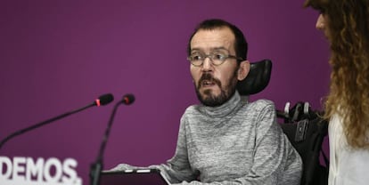 15/10/2018 Pablo Echenique, portavoz del consejo de Coordinación de Podemos, ofrece una rueda de prensa. POLITICA Oscar del Pozo - Europa Press