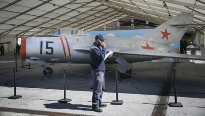 Un avi&oacute; de la Guerra de Corea, al Sal&oacute;.