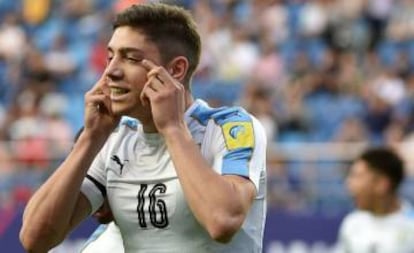 Valverde celebra un gol durante el pasado Mundial sub20.