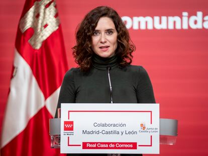 La presidenta de la Comunidad de Madrid, Isabel Díaz Ayuso, a 25 de noviembre de 2022, en Madrid (España).