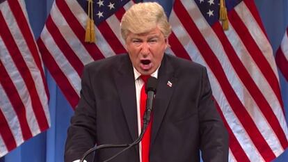 Alec Baldwin, en una de sus imitaciones del expresidente Trump en el programa ‘Saturday Night Live’.