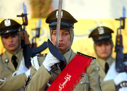 Mujeres policía de la academia de Erbil (norte de Irak), durante un desfile el pasado miércoles.