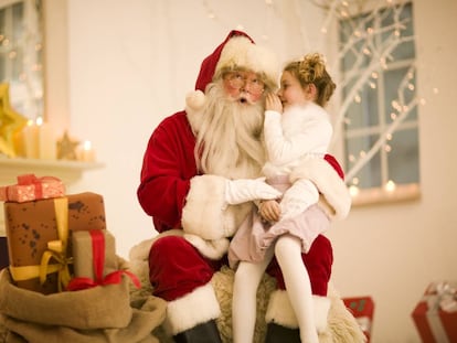 ¿Por qué no debes chantajear a los niños en Navidad con el clásico “¡pórtate bien!”?
