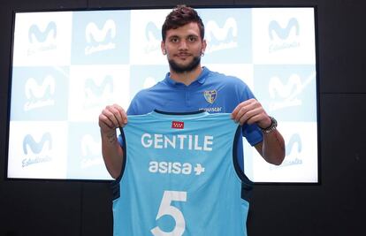 Alessandro Gentile, en su presentación con Estudiantes.