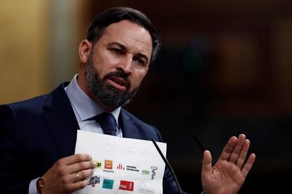 El líder de Vox, Santiago Abascal, durante su intervención en la segunda sesión del debate de moción de censura presentada por su partido, este jueves en el Congreso.