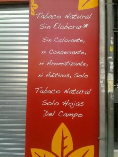 Cartel anunciador en el establecimiento de Málaga.