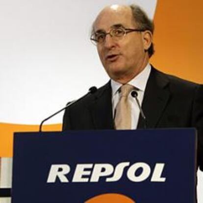 Repsol vende a Sinopec el 40% de su filial de Brasil a un precio récord