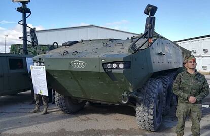 Prototipo del blindado 8x8 Dragon en el campo de maniobras de San Gregorio, en noviembre pasado.