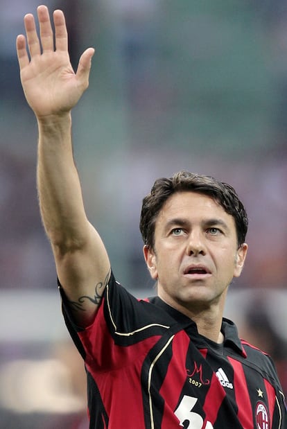 Costacurta, en 2007, en su último partido con el Milan.