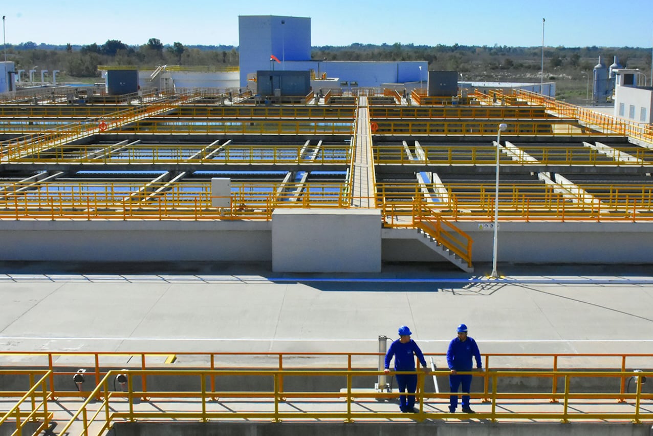 El Gobierno de Milei inicia la privatización del servicio de agua en Buenos Aires