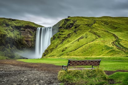 La cascada de Skógafoss es una maravilla.