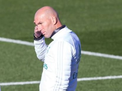 El técnico del Madrid dice que bienvenido sea el cruce de declaraciones entre ambos y en cuanto al derbi no cree que el Atlético esté peor que el año pasado