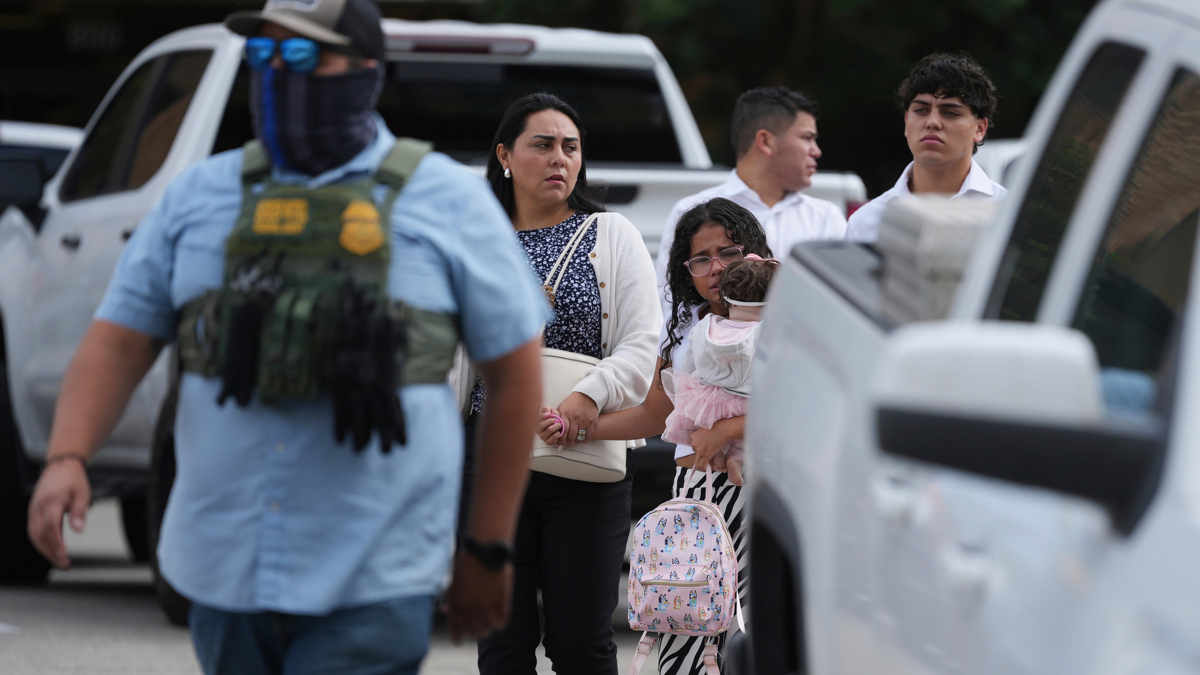 El Gobierno de Trump declara a millones de indocumentados inelegibles para audiencias de libertad bajo fianza