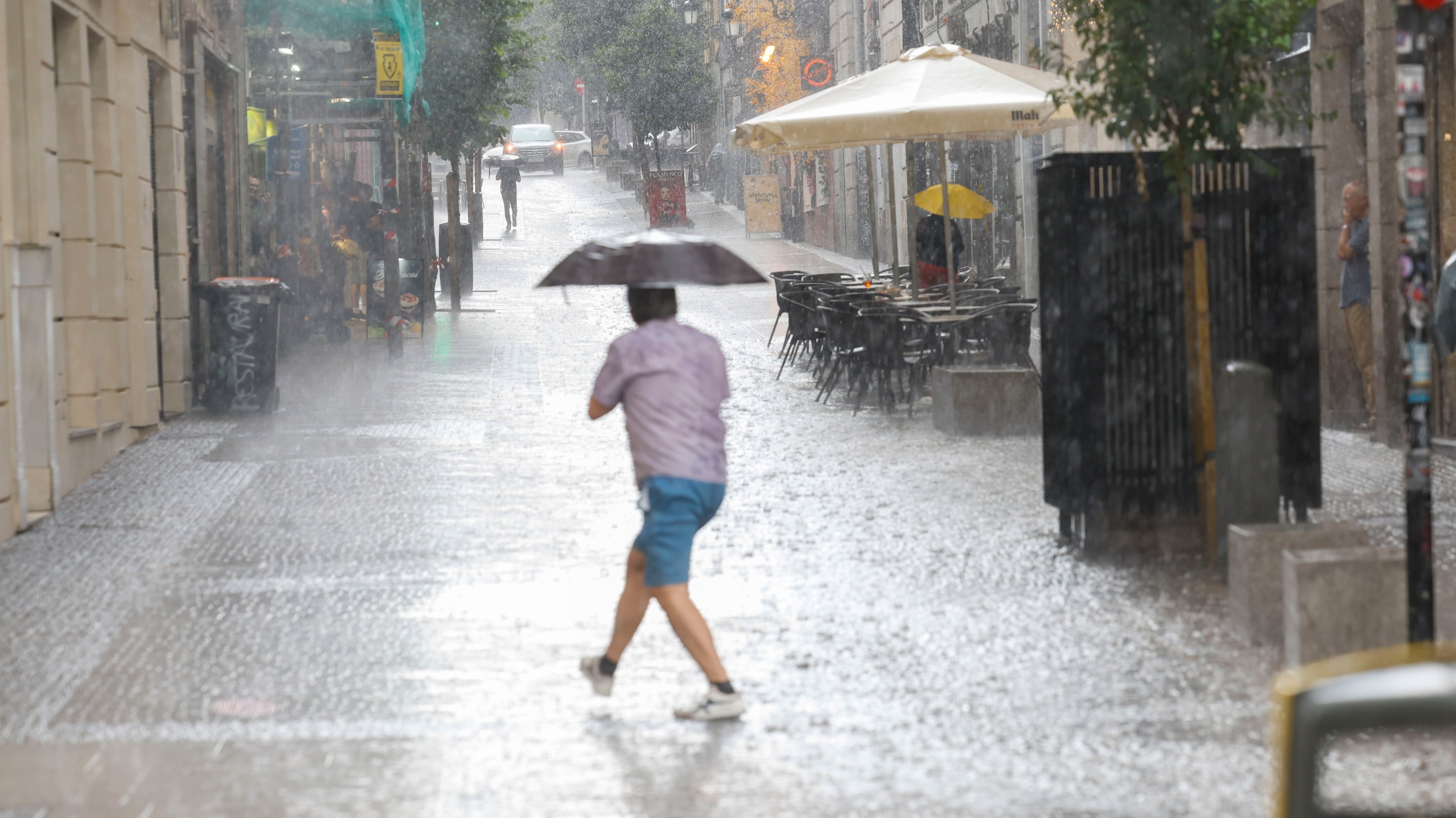 La Aemet activa el aviso naranja en Castilla y León y la Comunidad de Madrid por fuertes tormentas