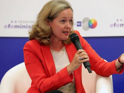 La ministra en funciones de Economía y Empresa en funciones, Nadia Calviño. 