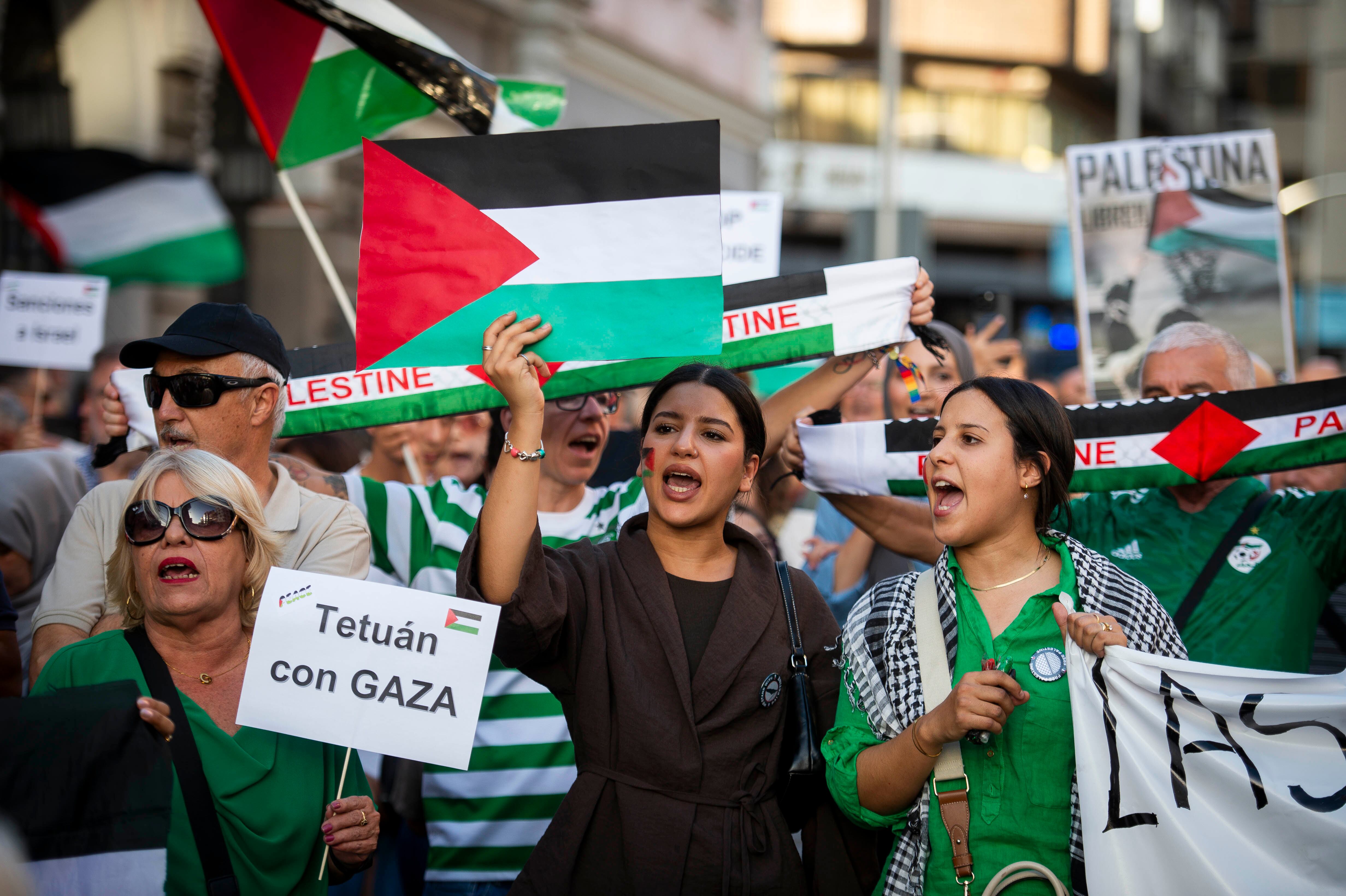 Cientos de personas se manifiestan en Madrid a favor de Palestina: “No podemos permanecer impasibles”