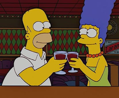 Imagina que una pareja va montada en un coche. Los dos van absolutamente borrachos. El coche acaba teniendo un accidente y, antes de que llegue la policía, el conductor pone en su lugar a su esposa, inconsciente, para que la culpa recaiga sobre ella. Pues eso es lo que hace Homer a Marge. Ella acaba siendo condenada a una terapia para alcohólicos en la que descubre que, al menos en EE.UU., pueden no ser lugares demasiado recomendables. La escena de Homer abrazado a una Biblia en la que realmente tiene una petaca de licor tiene numerosas lecturas y no todas buenas para los conservadores. Naturalmente, en el capítulo todo acaba bien, aunque en la vida real la reacción de cualquiera hubiese sido bien distinta a la de Marge.