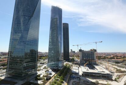 Obras de la torre Caleido