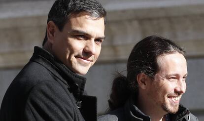 Pedro Sánchez y Pablo Iglesias, en marzo pasado.