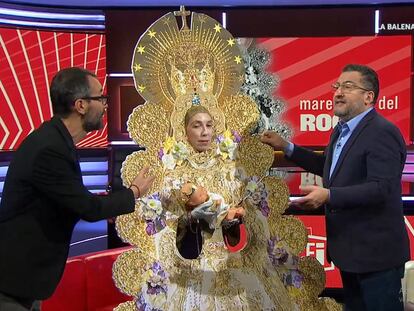 Imagen de la parodia sobre la Virgen del Rocío en 'Està passant', de TV3.