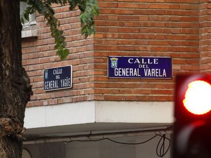 Confluencia de las calles del general Yagüe y del general Varela, en el distrito de Tetuán, en Madrid.