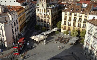 La plaza de Ramales tras la reordenaci&oacute;n del espacio. 