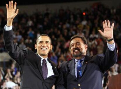 Barack Obama y Bill Richardson (derecha), en un acto de campaña en marzo pasado en Portland.