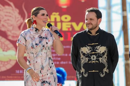 Marina del Pilar y su esposo Carlos Torres Torres