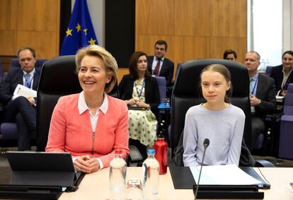 La activista Greta Tunberg y la presidenta de la Comisión Europea, Ursula von der Leyen.