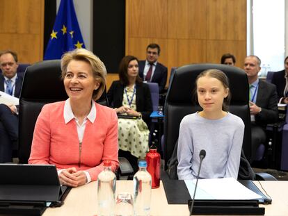 La activista Greta Tunberg y la presidenta de la Comisión Europea, Ursula von der Leyen.