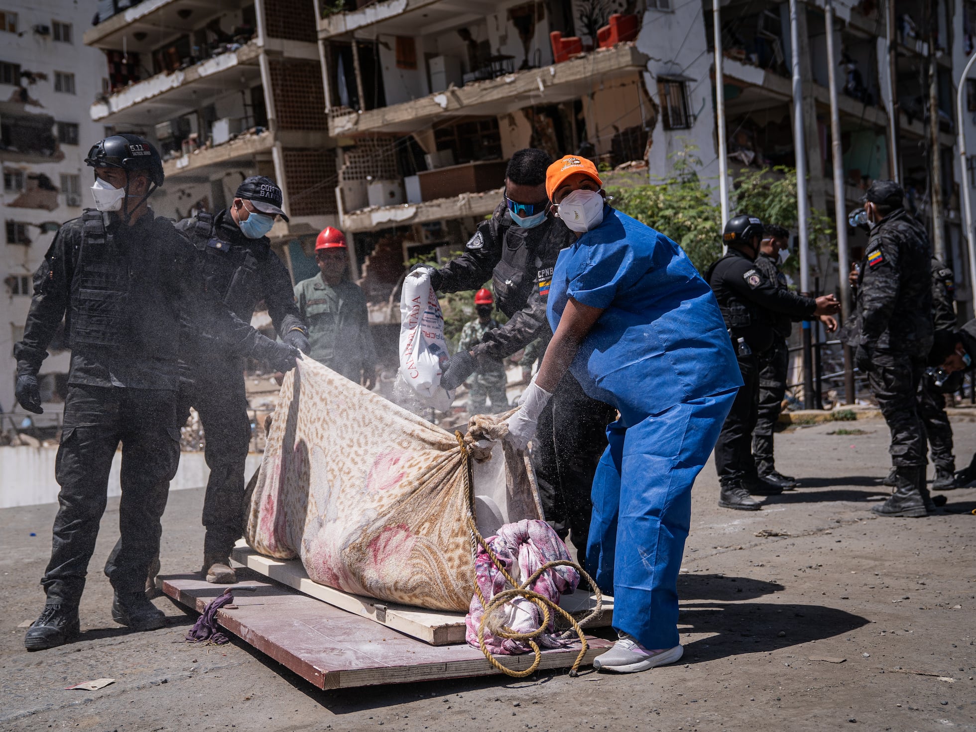 Terremoto en Venezuela - 27 de junio de 2026 | La cifra de muertos por el doble terremoto en Venezuela asciende a 1.430 y el número de españoles fallecidos se eleva a seis | EL PAÍS América