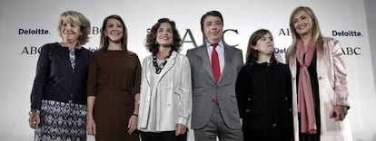 Aguirre, Cospedal, Ana Botella, González, Santamaría y Cifuentes, en el Foro Abc-Deloitte.