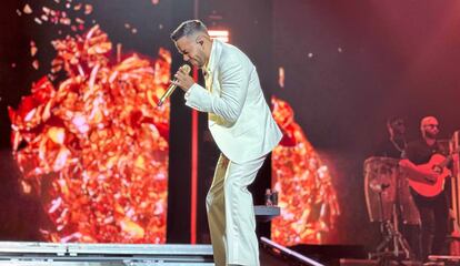 El artista dominicano-estadounidense Romeo Santos en su concierto en el WiZink Center de anoche en Madrid.