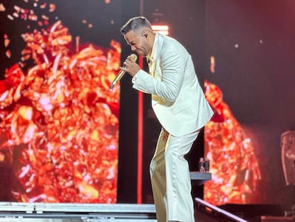 El artista dominicano-estadounidense Romeo Santos en su concierto en el WiZink Center de anoche en Madrid.