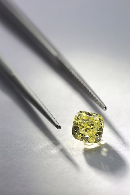 Diamante amarillo.