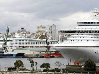 Cruceros en el puerto de A Coruña