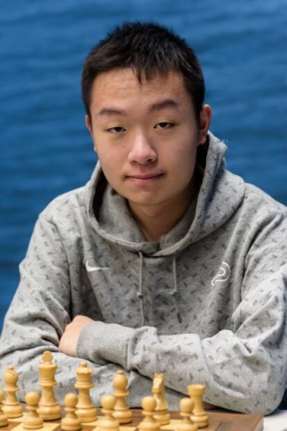 Yi Wei, de 16 años, ayer, antes de su gran victoria ante David Navara en la 9ª ronda de Wijk aan Zee