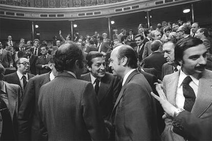 El 3 de marzo de 1979, Adolfo Suárez al frente del Centro Democrático y social volvía a ganar por segunda vez unas elecciones generales e iniciaba su tercer mandato como presidente del Gobierno de España.