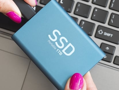 Amplía la capacidad de almacenamiento de tu portátil con una de estas memorias SSD. GETTY IMAGES.