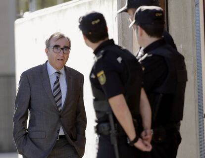 El exconsejero de Caja Madrid, Jorge Gómez Moreno, a su llegada a sede de la Audiencia Nacional en San Fernando de Henares, el 27 de septiembre de 2016.