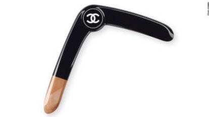 Boomerang de Chanel.