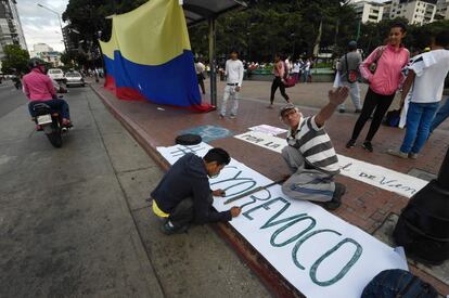 Preparativos previos al arranque de la protesta contra el presidente venezolano, Nicolás Maduro.