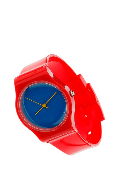 ¿Reloj no marques las horas? Tampoco nos pasemos de melosos aunque aprovechemos para sincronizar nuestros timings. De TopShop, para él. Precio: 12 euros aprox.