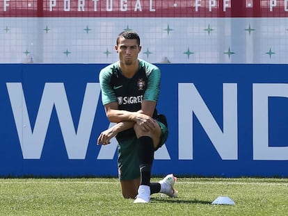 Cristiano Ronaldo, en el entrenamiento del lunes.