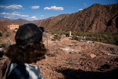 Activistas como Saïd, en la foto, ven "numerosas irregularidades" en la gestión de esta crisis, incluyendo autoridades que han favorecido a sus familiares en la distribución de la ayuda.