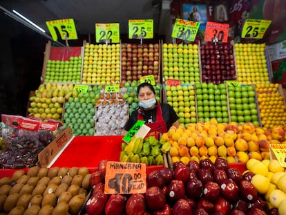 Comerciantes de la Central de Abastos de la Ciudad de México, el pasado 5 abril. FOTO: Mónica González
