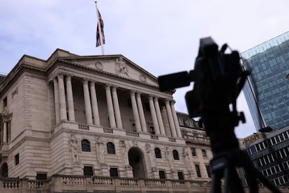 Exterior del Banco de Inglaterra, en Londres, este jueves