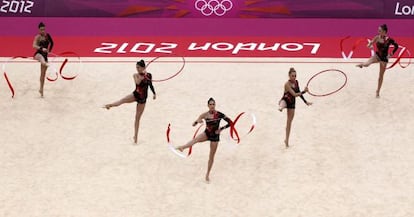 Las integrantes del equipo espa&ntilde;ol durante su ejercicio.