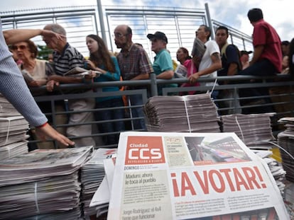 Venezolanos haciendo cola para votar para la Asamblea Constituyente este domingo.
